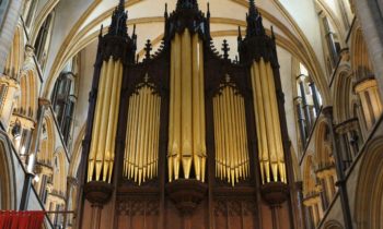 Lincoln Cathedral News - Dr Colin Walsh to become Organist Emeritus of Lincoln Cathedral