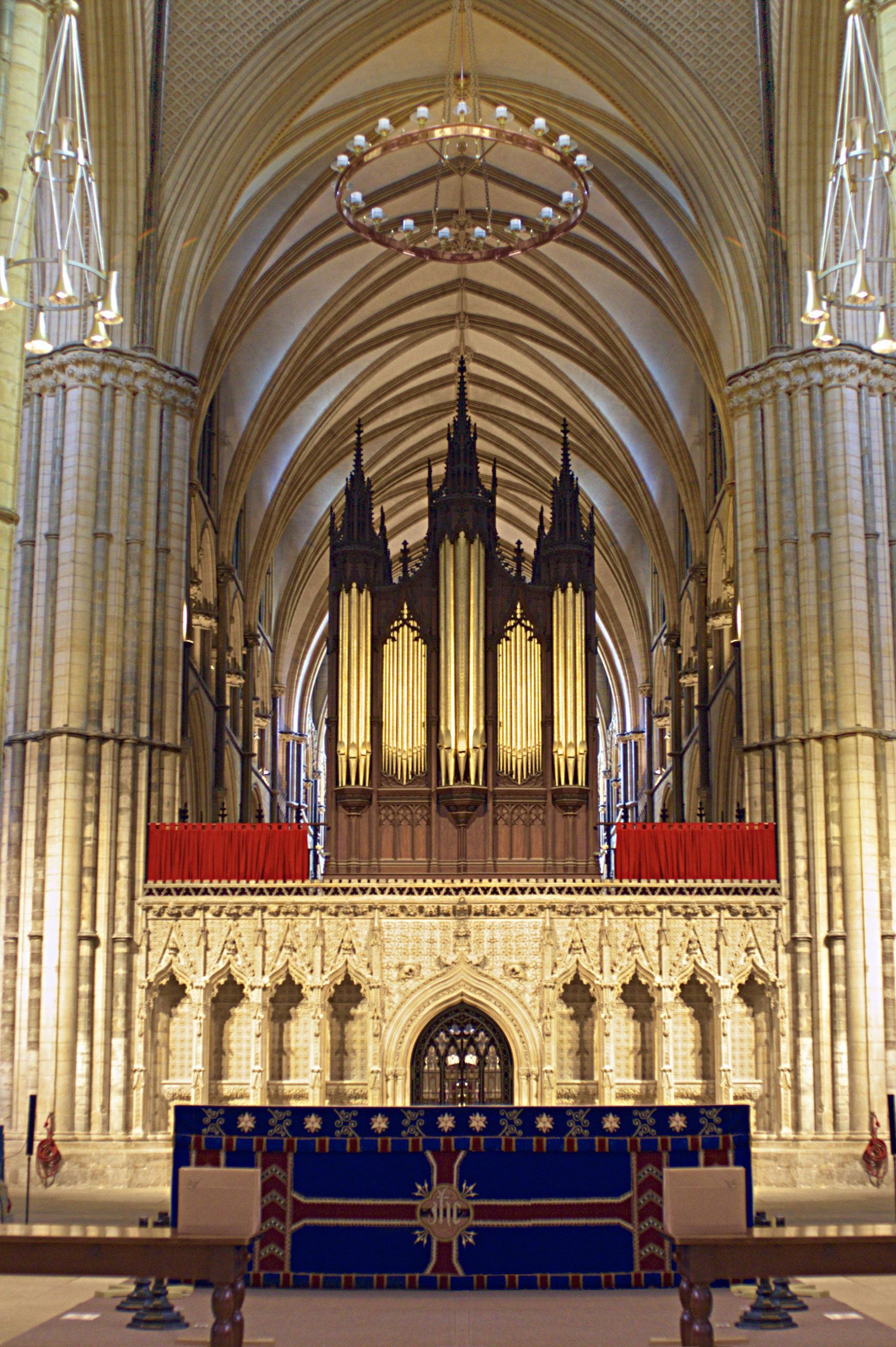 Pipe adoption | Lincoln Cathedral